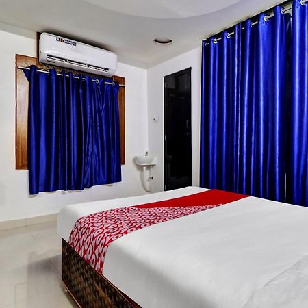 טירופאטי Hotel O Seshadri Homestay מראה חיצוני תמונה